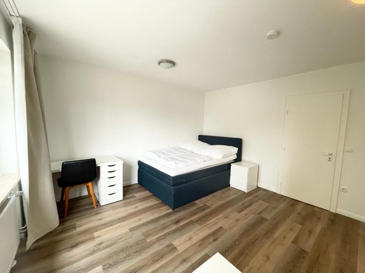 Zentrale Mit 3 Schlafzimmer Fuer Bis Zu 9 Personen Apartament
