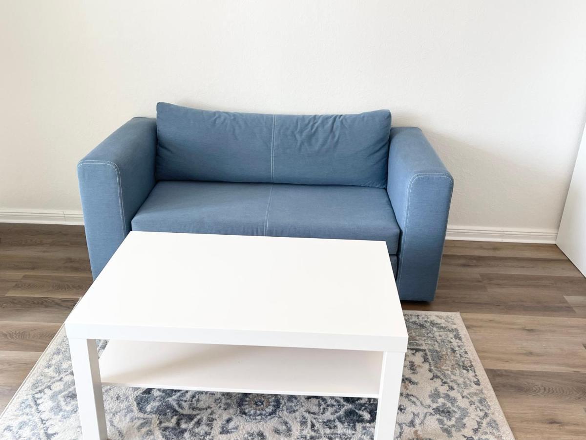 Zentrale Mit 3 Schlafzimmer Fuer Bis Zu 9 Personen * Гамбург
